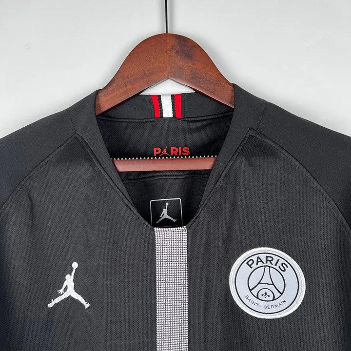 551c954036af72248b526d60b798734d.jpg Paris Retro Trikot 2018 2019