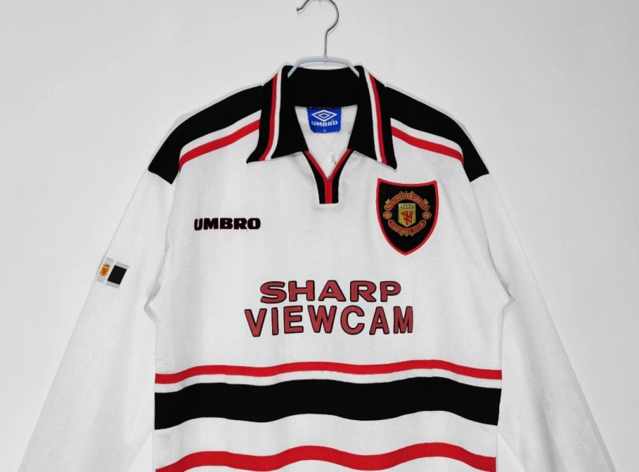 Manchester United 1998/99 Auswärtstrikot Langarm