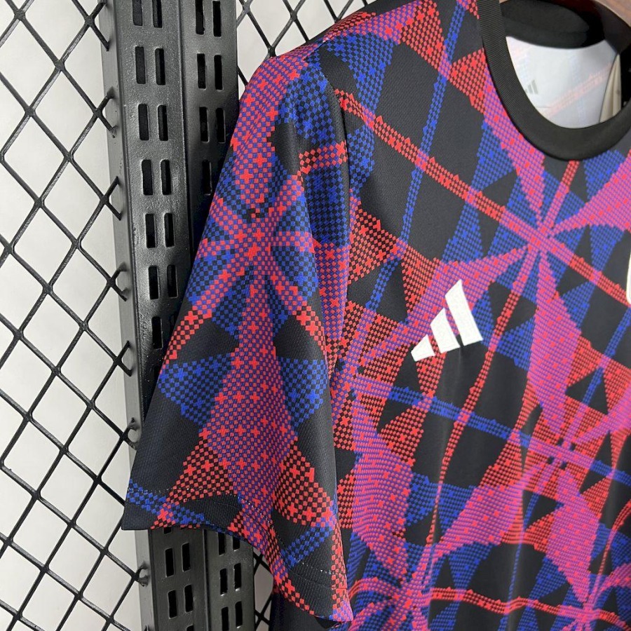 5_1750044235000.jpg Lyon Training Trikot 2025-26