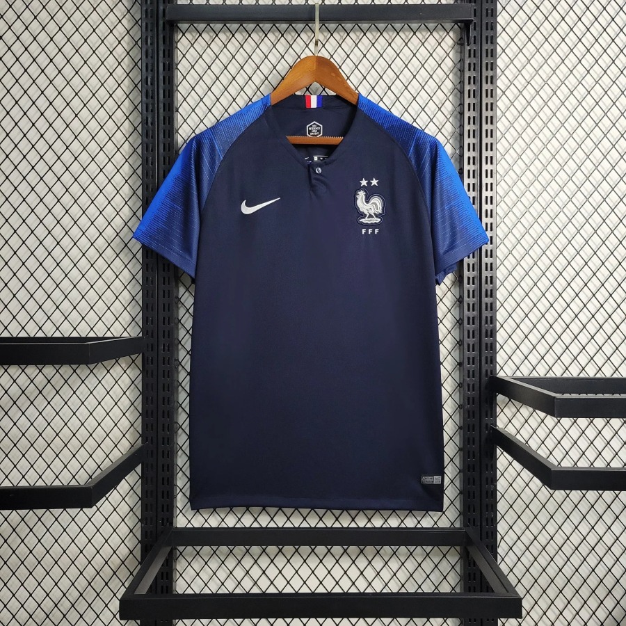 7e75443452eb2f7db080b69a208b62cd.jpg Frankreich Retro-Trikot 2018