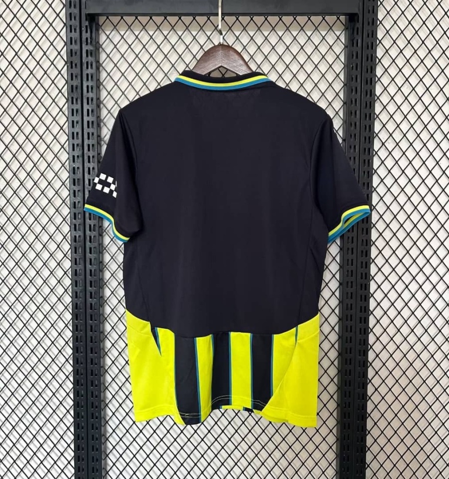 8eec1490-a5b6-478d-bc4a-76aa58e494c7_cc788641-ae5c-4e9f-9820-0125d5e7a97c.jpg Manchester City Trikot 24/25 Gelb