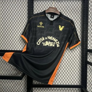 Venedig Heimtrikot 2024-2025