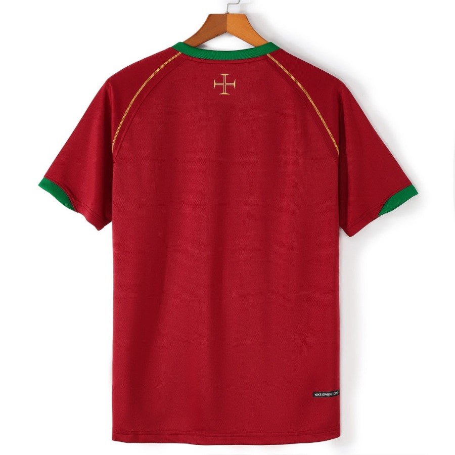 Portugal Heimtrikot Retro 2006