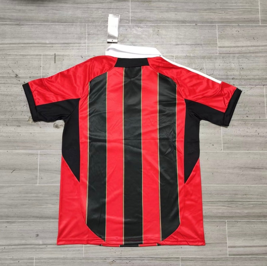 9989E813-6CA2-4096-A4A4-288D0A01FB16.jpg AC Milan Heimtrikot 2012/13