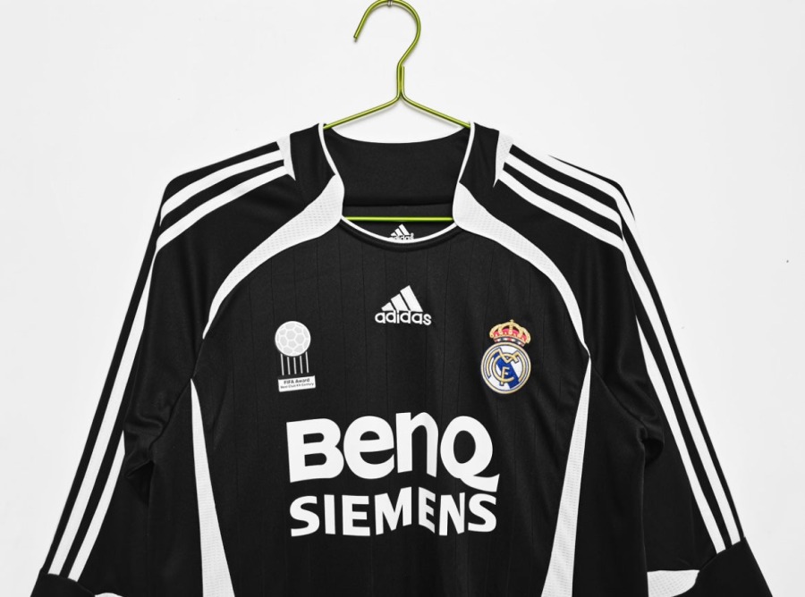 Real Madrid Auswärtstrikot Langarm 2006/07