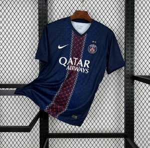 PSG Heimtrikot 2025/26 Zwei Sterne