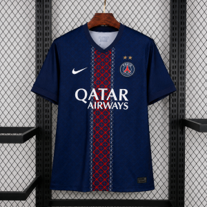 PSG Trikot 2025/26 mit den 2 Sternen