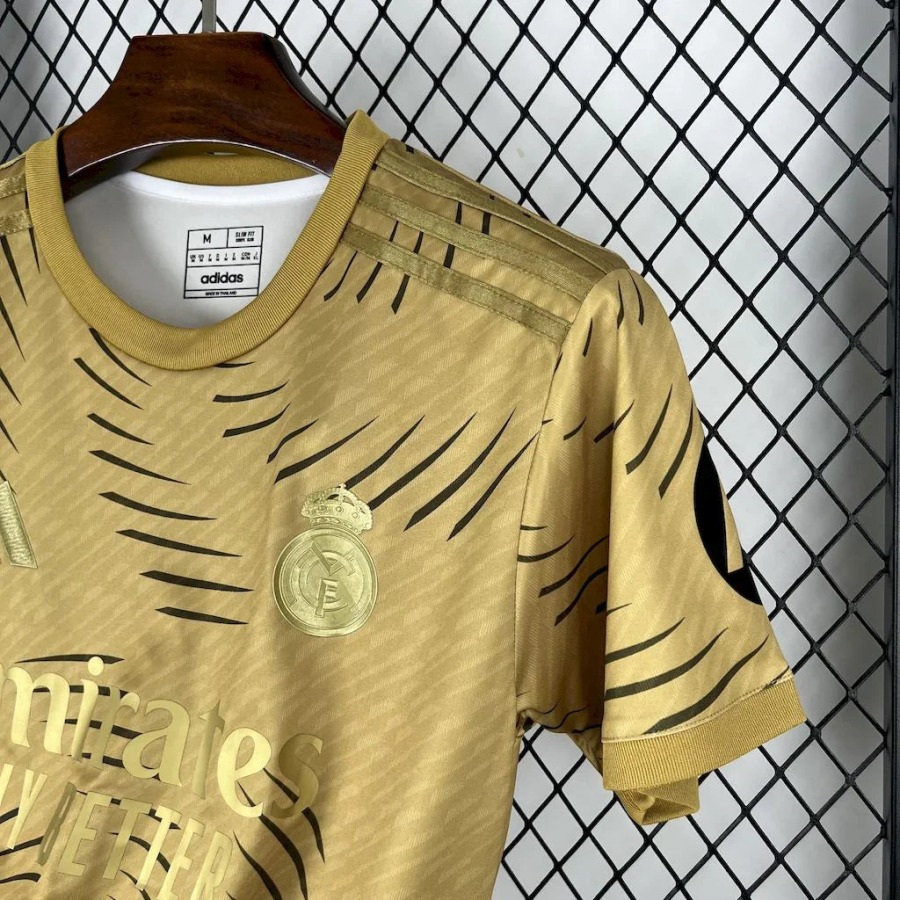 Real Madrid Trainings-Trikot 2025-26