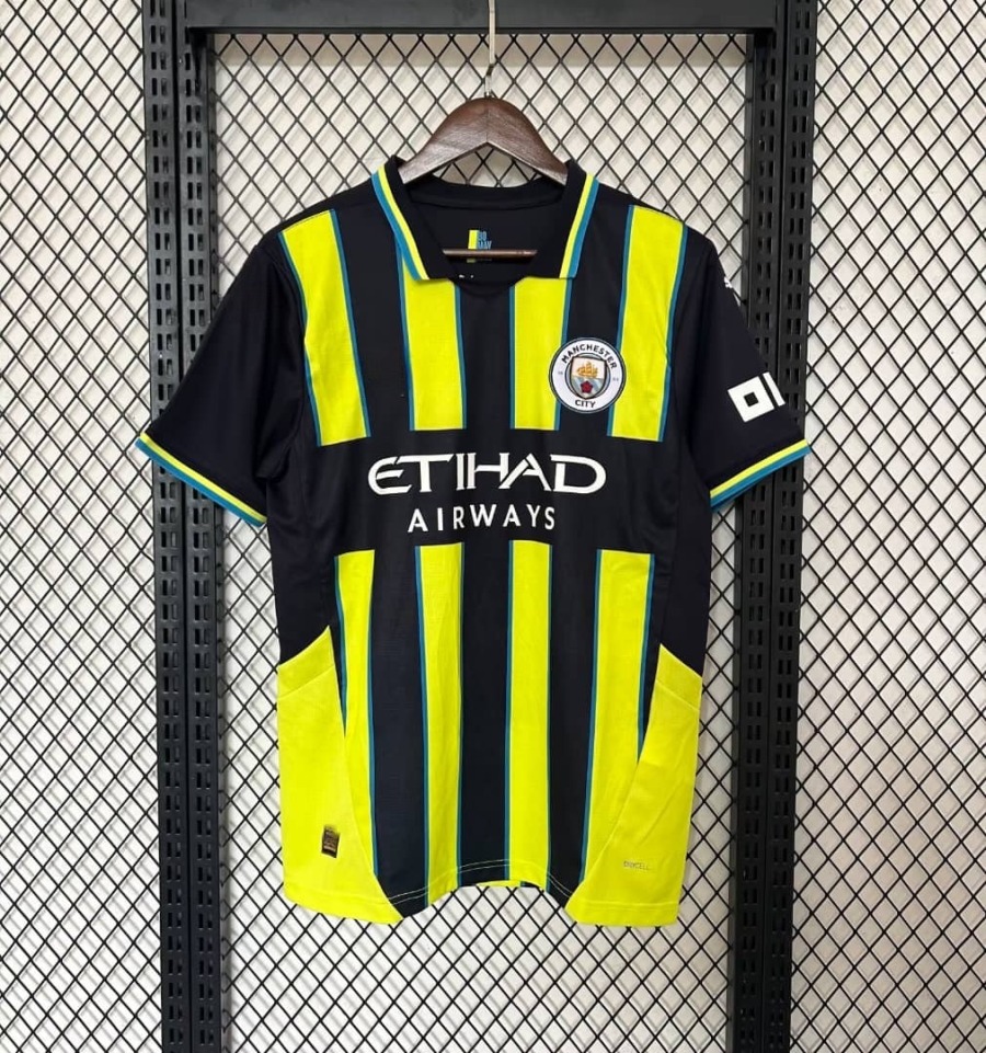 d3fc67bb-ccf4-418c-95f1-9cef5b0f3666_22331e35-4428-4e08-a8af-0757034a9343.jpg Manchester City Trikot 24/25 Gelb