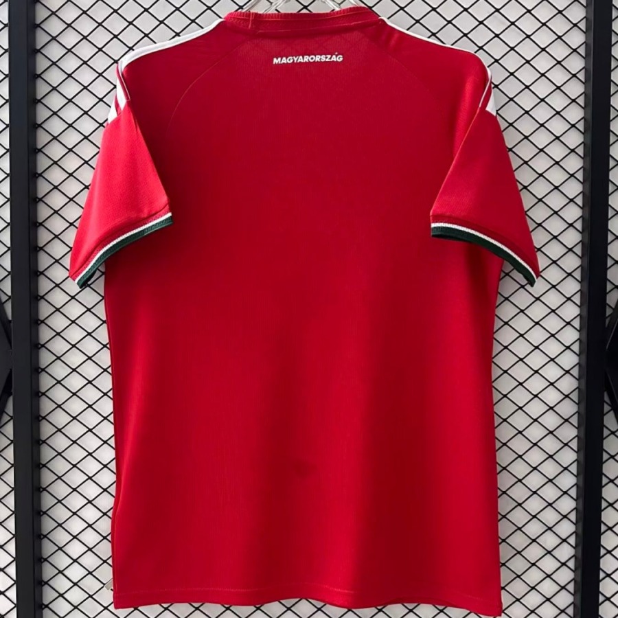 efd919ace473416ac3520f8b0f0ee8bd.jpg Ungarn Heimtrikot 2025/26