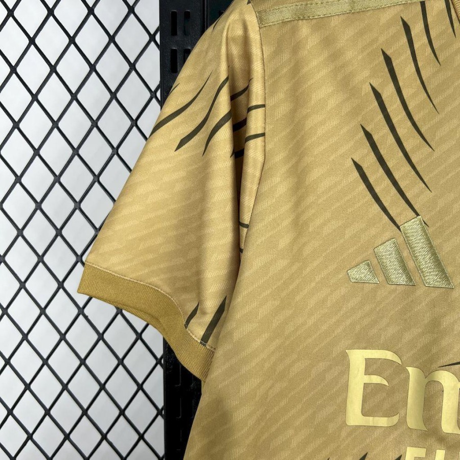 Real Madrid Trainings-Trikot 2025-26