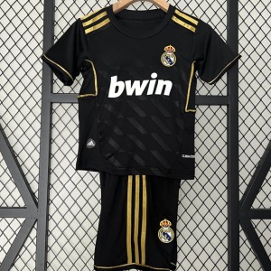 Real Madrid Auswärtstrikot 2011-2012 Kinder Retro